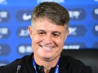 开云体育平台 -包含国际比赛日体能课后；广州队内部沟通备战欧联；更衣室稳定；资深球员宣示担当的词条